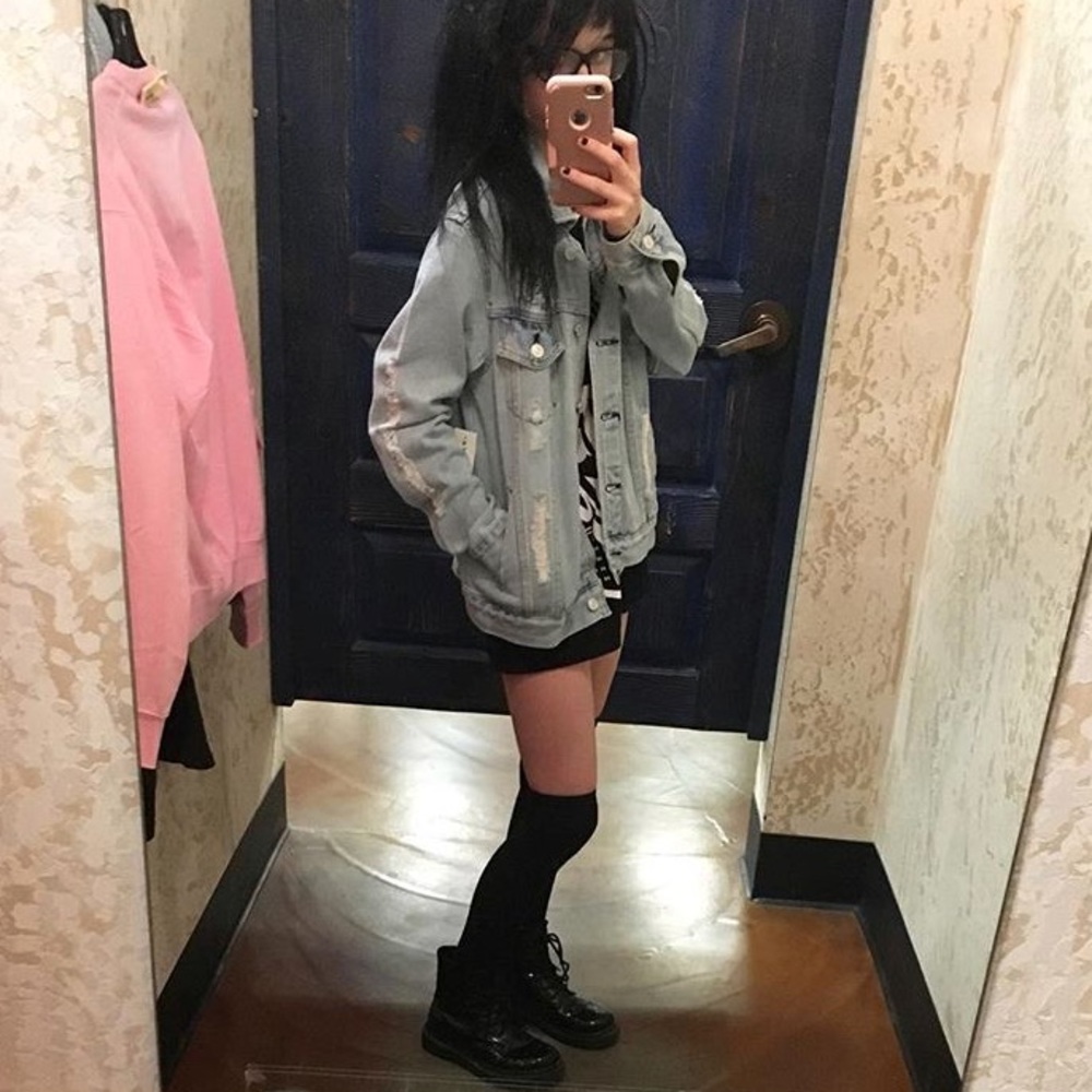Acid Wash Distressed Denim Jacket ( Pac Sun )